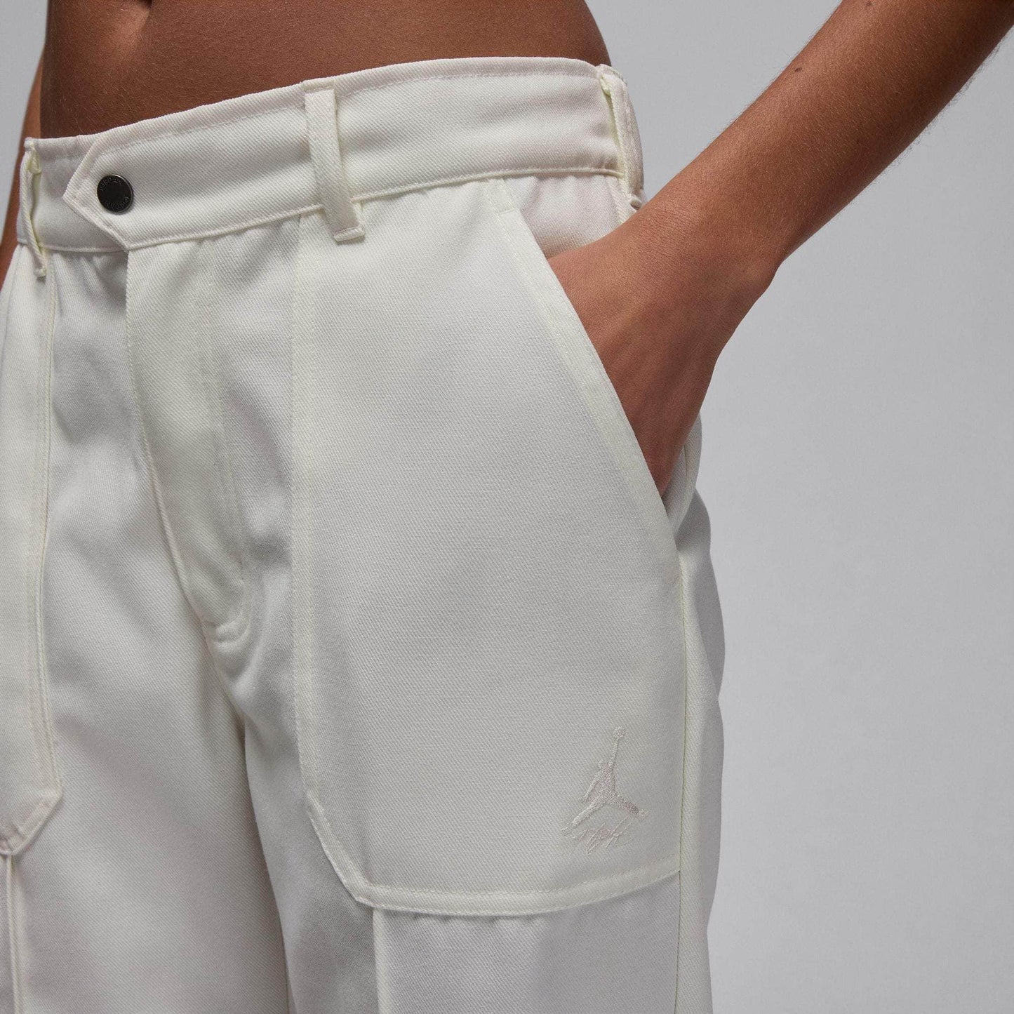 Air Jordan Woven Pants - Women's