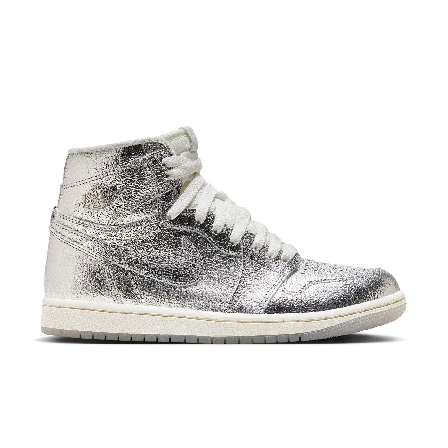 Air Jordan 1 High OG 鈥淐hrome鈥?- Women's