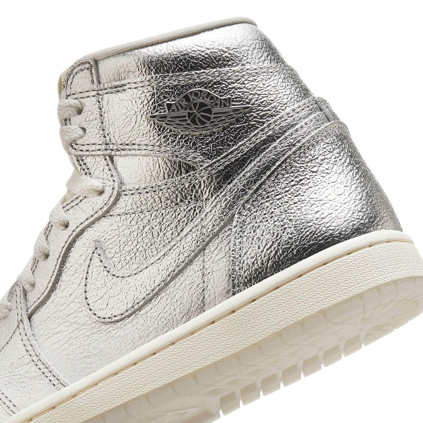 Air Jordan 1 High OG 鈥淐hrome鈥?- Women's