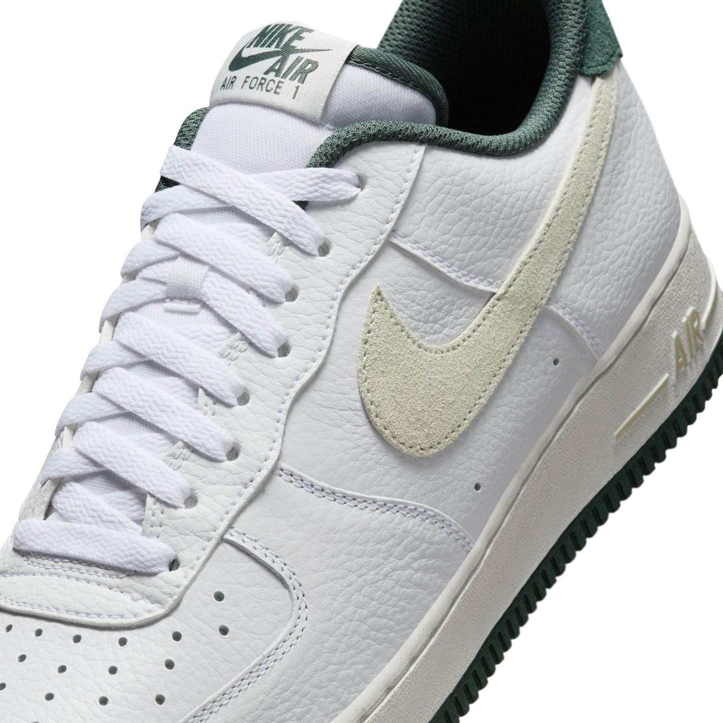 Nike Air Force 1 '07 LV8 - Men's