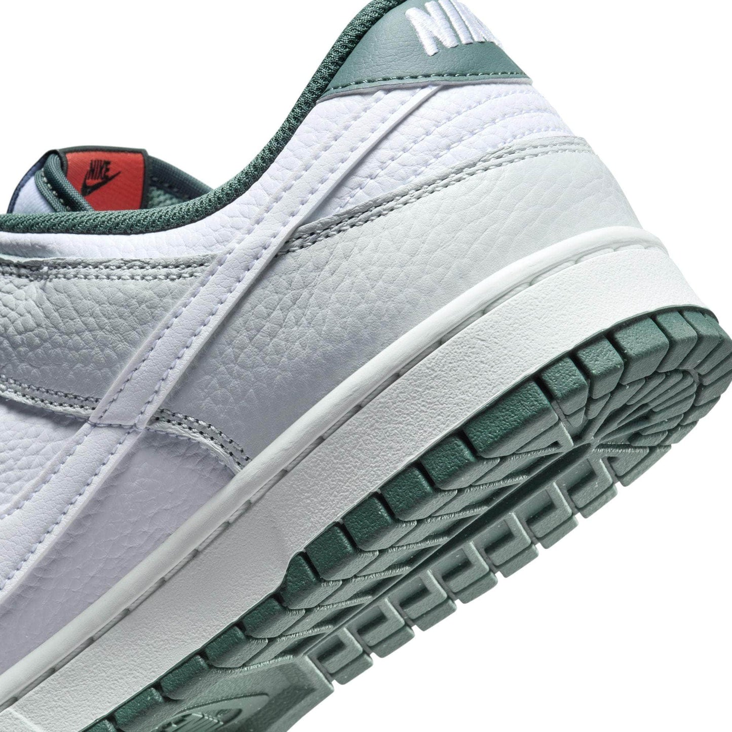 Nike Dunk Low Retro SE - Men's