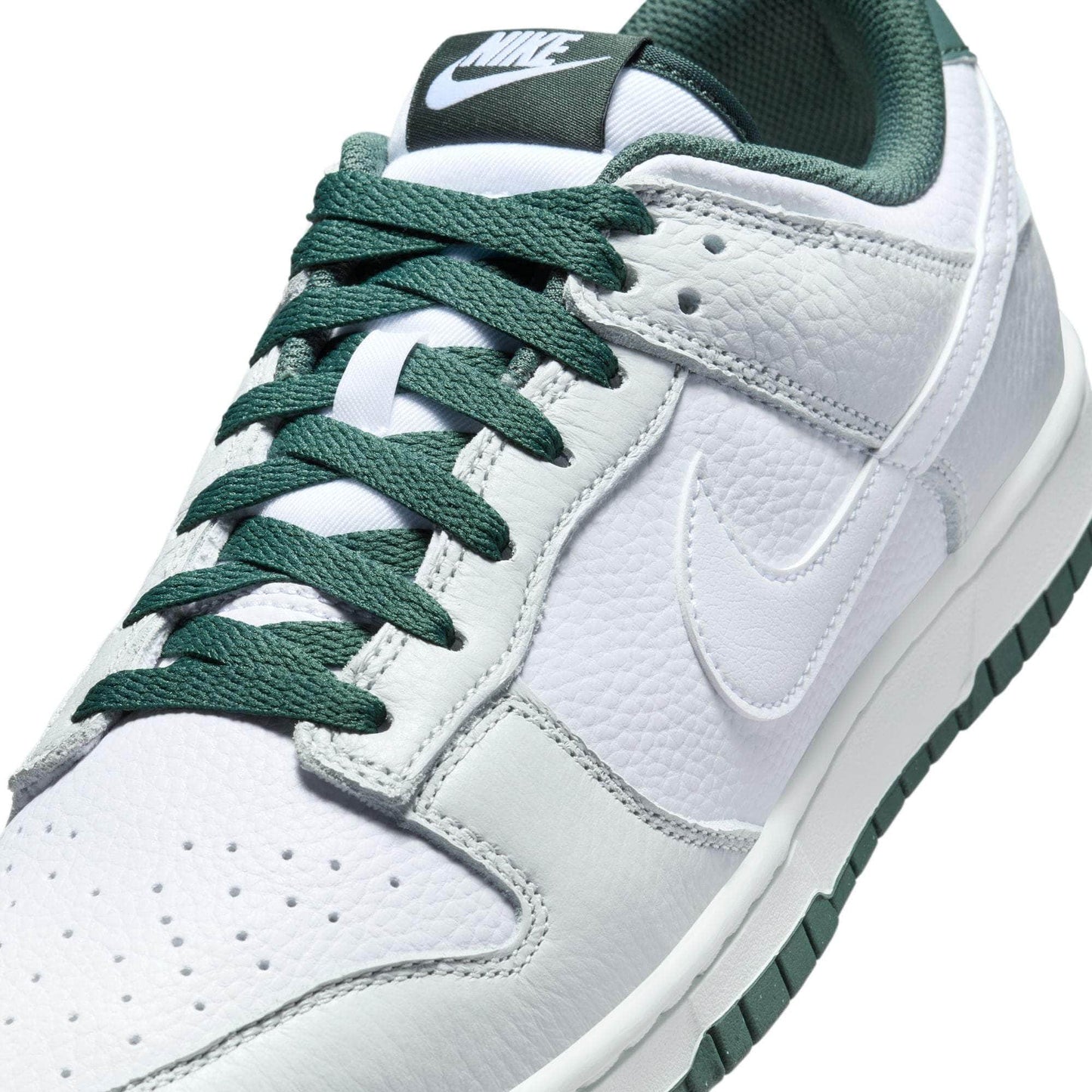 Nike Dunk Low Retro SE - Men's