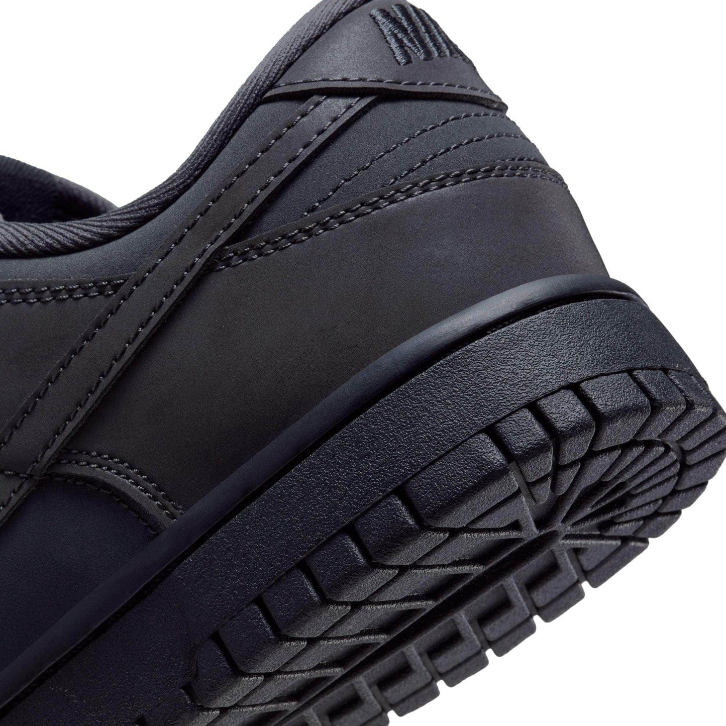 Nike Dunk Low - Women's