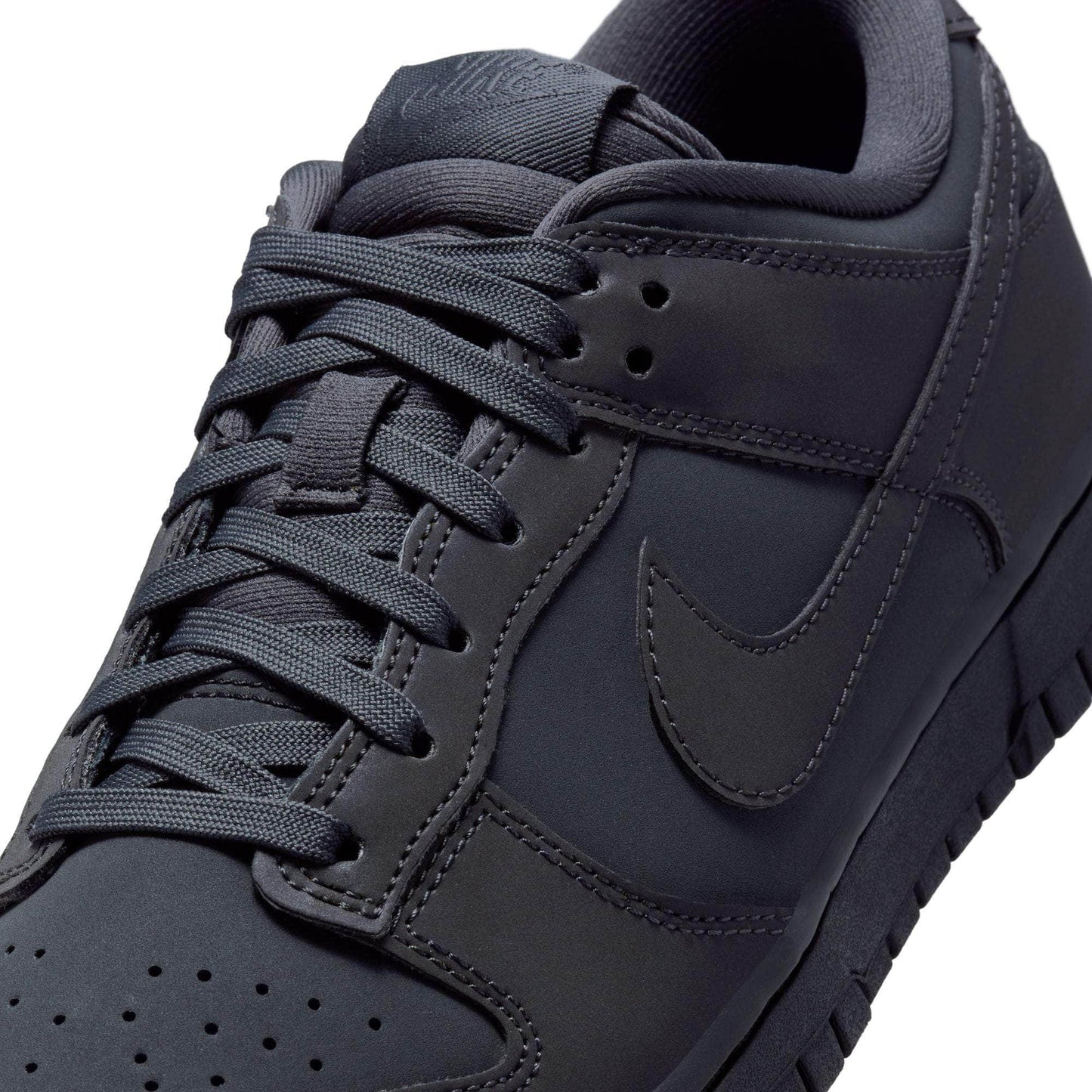 Nike Dunk Low - Women's