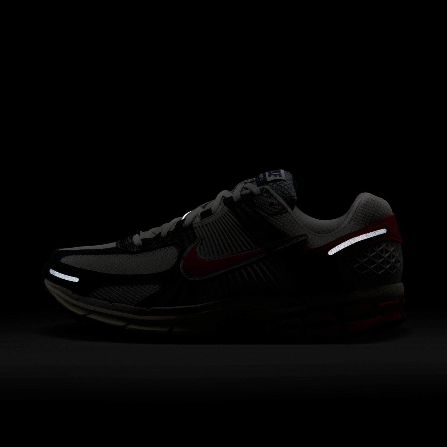 Nike Zoom Vomero 5 - Men's